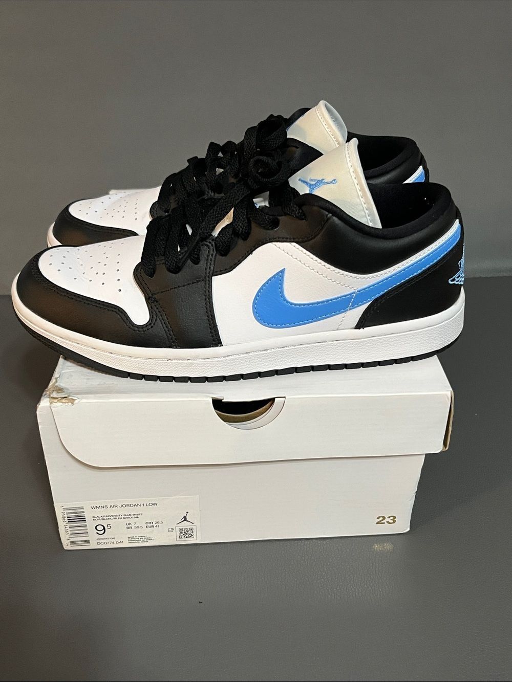 Nike Air Jordan 1 Low White Black Light Blue Mens 8